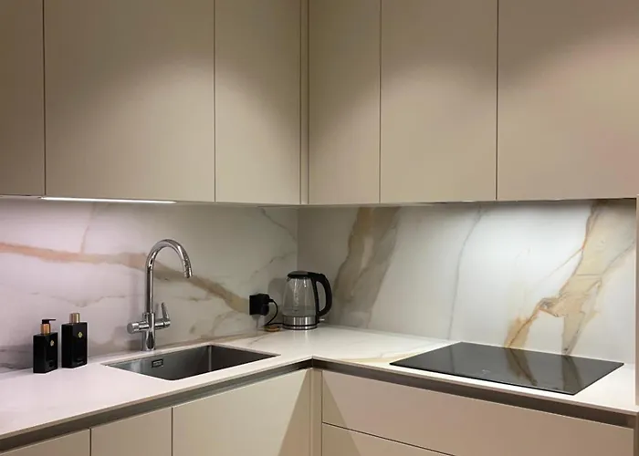 Paraiso Old Town&beach With Balcony Apartment